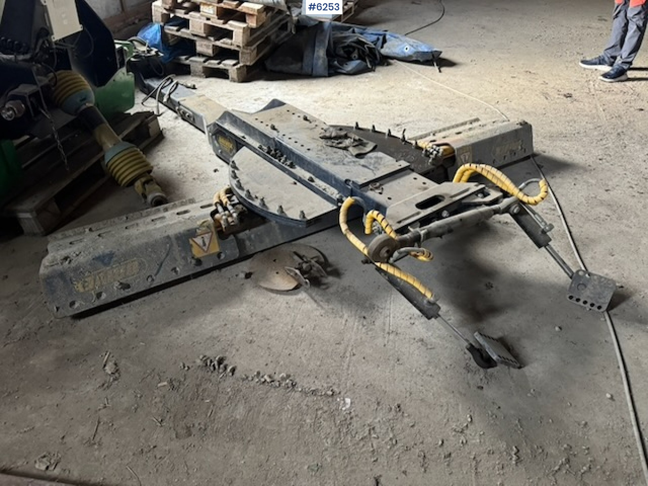 2021 Drivex EG3500 snow blade with 2021 Drivex undermount blade - Véhicule de voirie/ Spécial: photos 4 2021 Drivex EG3500 snow blade with 2021 Drivex undermount blade - Véhicule de voirie/ Spécial: photos 4