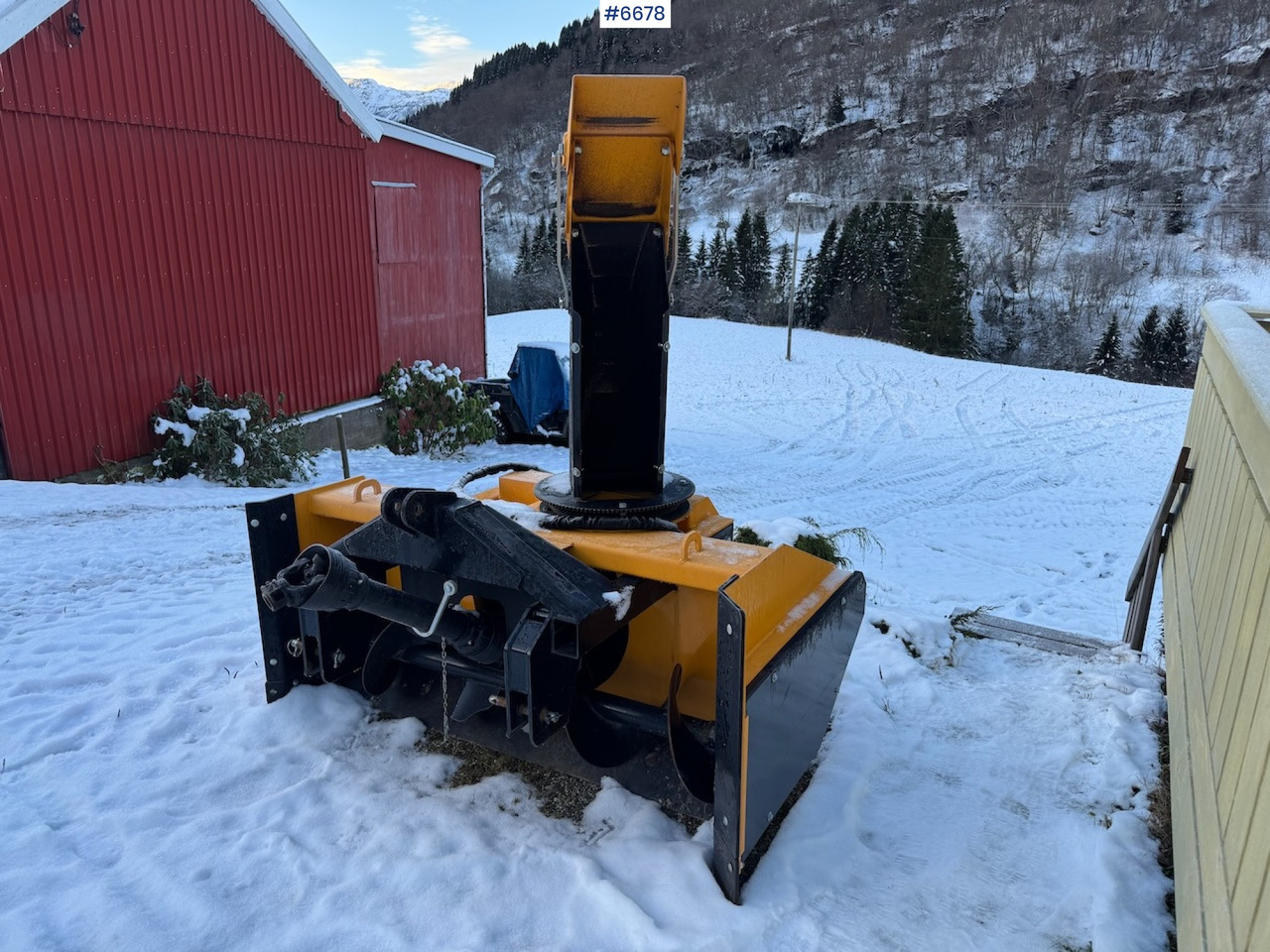 Agroquip G180 2-speed Snowblower. Like new! - Véhicule de voirie/ Spécial: photos 2 Agroquip G180 2-speed Snowblower. Like new! - Véhicule de voirie/ Spécial: photos 2