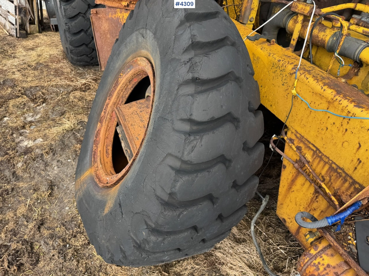 Chargeuse sur pneus Volvo LM 845 hjullaster: photos 20