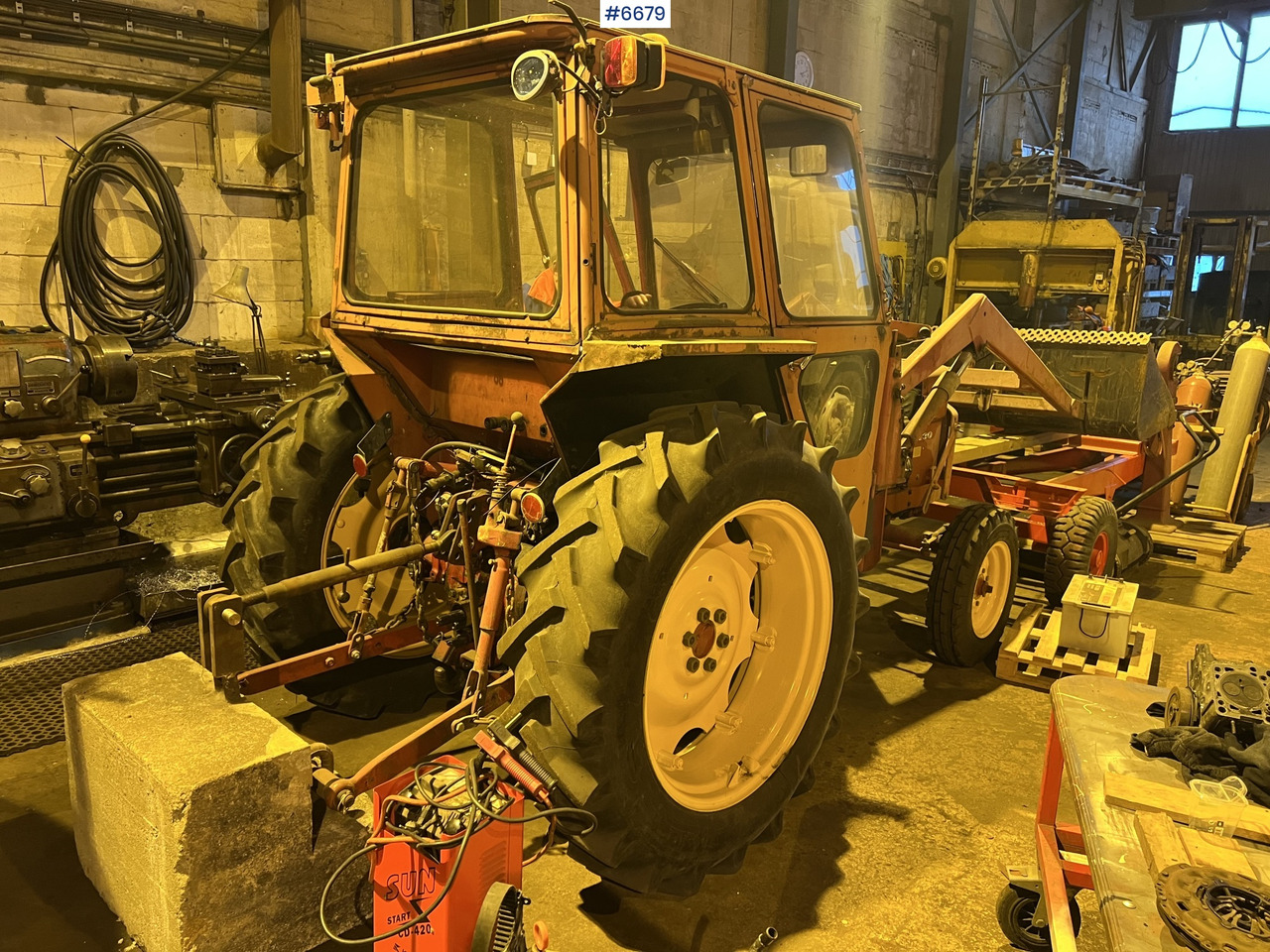 Volvo T430K traktor m/ frontlaster og skuffe - Tracteur agricole: photos 3 Volvo T430K traktor m/ frontlaster og skuffe - Tracteur agricole: photos 3