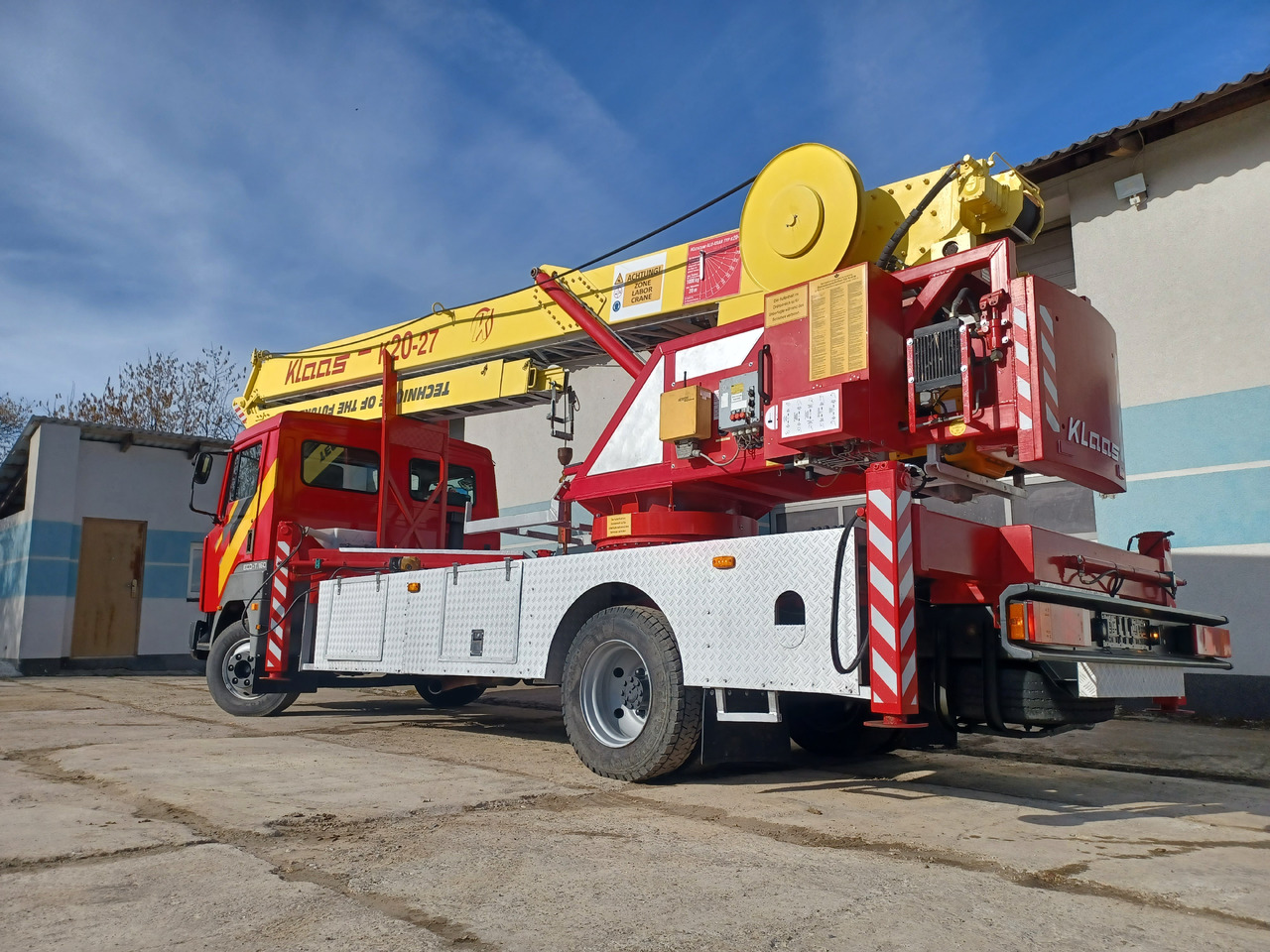 Nissan ECO - T.160 - Grue mobile: photos 5 Nissan ECO - T.160 - Grue mobile: photos 5