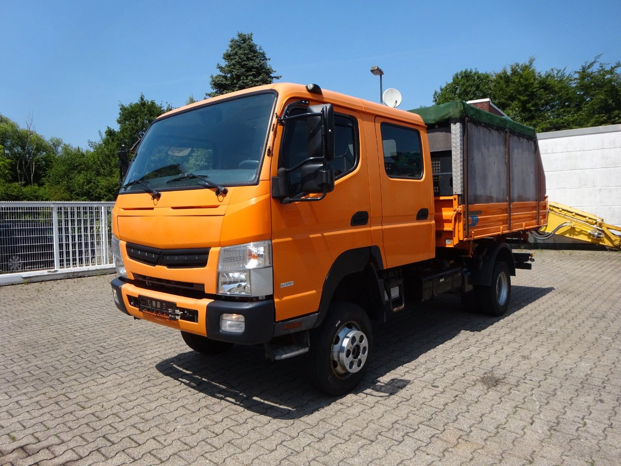 FUSO Canter Doppelkabine MEILLER 3Skipper 4x4 - Véhicule utilitaire benne: photos 3 FUSO Canter Doppelkabine MEILLER 3Skipper 4x4 - Véhicule utilitaire benne: photos 3