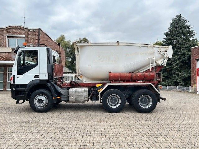 Iveco 410 TRAKKER Wechselsystem Kipper + Asphaltmulde - Camion multibenne: photos 3 Iveco 410 TRAKKER Wechselsystem Kipper + Asphaltmulde - Camion multibenne: photos 3