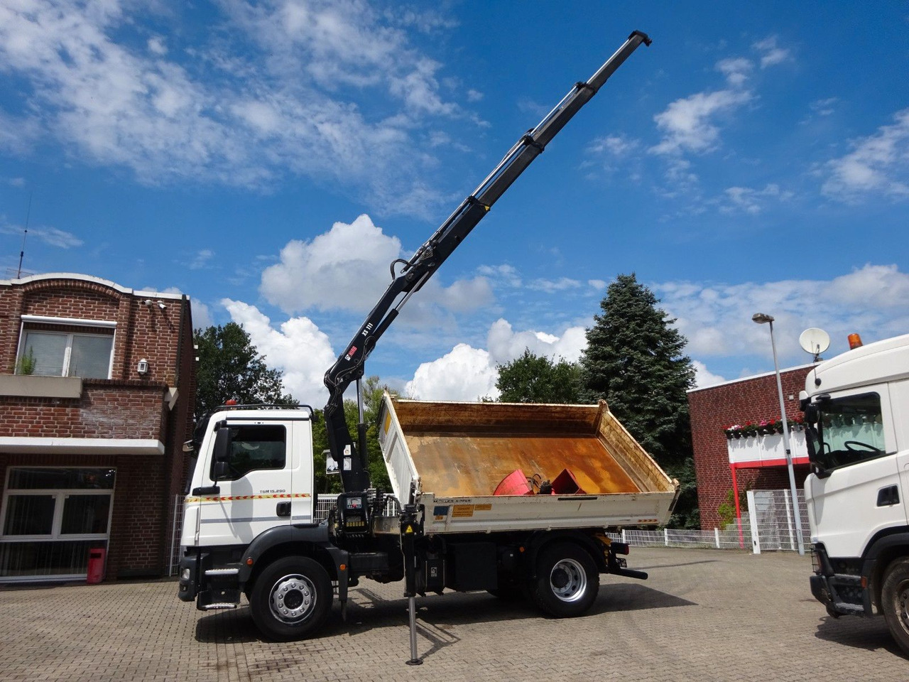 MAN 15.290 TGM 3Skipper + HIAB 111-B3 HIDUO Kran 4x2 - Camion benne, Camion grue: photos 3 MAN 15.290 TGM 3Skipper + HIAB 111-B3 HIDUO Kran 4x2 - Camion benne, Camion grue: photos 3