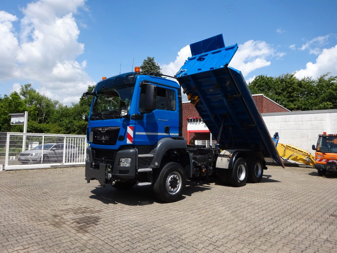 MAN 26.420 TGS MEILER 3Skipper + Bordmatik 6x6 - Camion benne, Camion grue: photos 1 MAN 26.420 TGS MEILER 3Skipper + Bordmatik 6x6 - Camion benne, Camion grue: photos 1