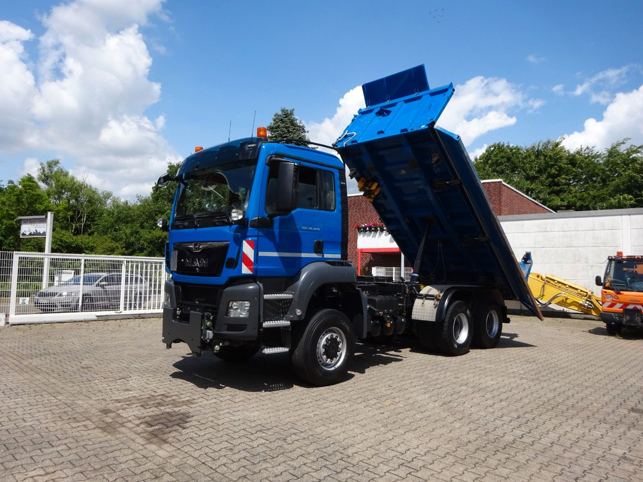 MAN 26.420 TGS MEILER 3Skipper + Bordmatik 6x6 - Camion benne, Camion grue: photos 1 MAN 26.420 TGS MEILER 3Skipper + Bordmatik 6x6 - Camion benne, Camion grue: photos 1