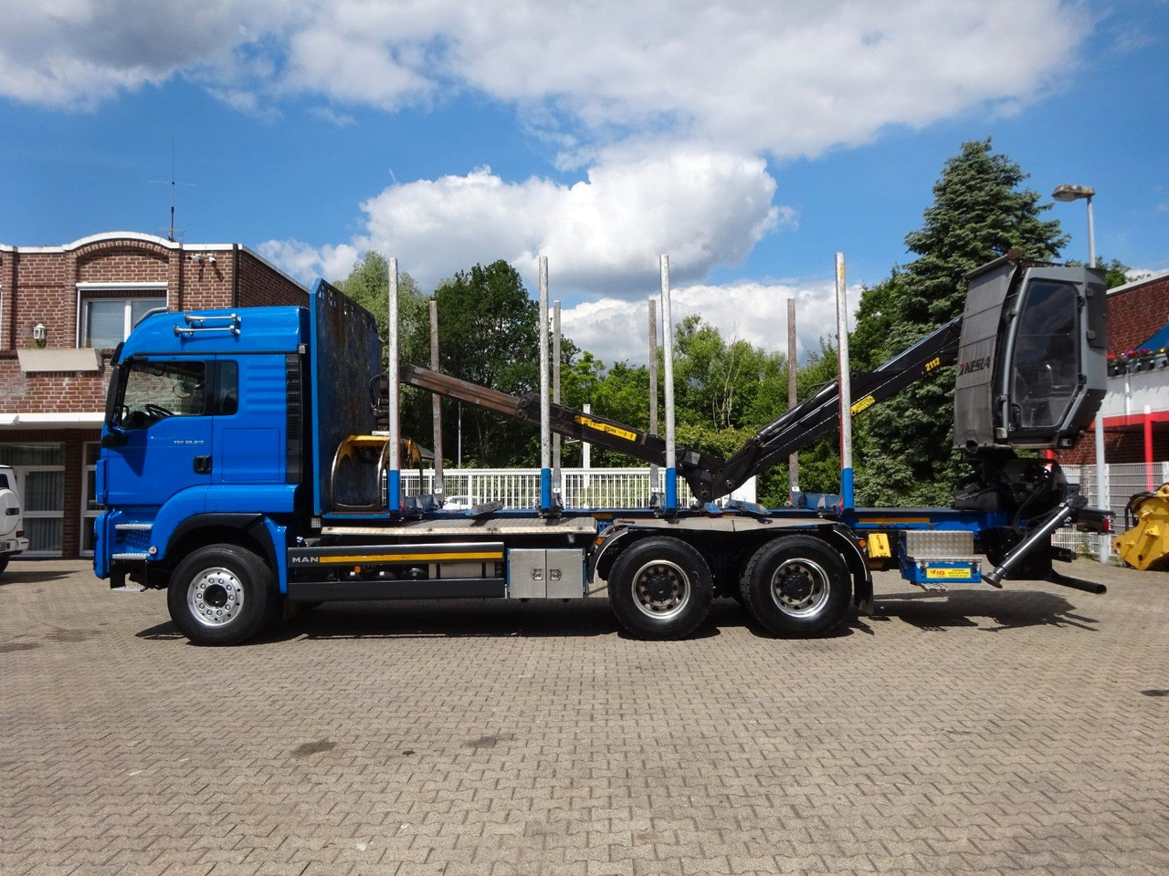 MAN 26.510 mit KESLA 2112 Holzkran+Kabine+Greifer - Camion grumier, Camion grue: photos 1 MAN 26.510 mit KESLA 2112 Holzkran+Kabine+Greifer - Camion grumier, Camion grue: photos 1