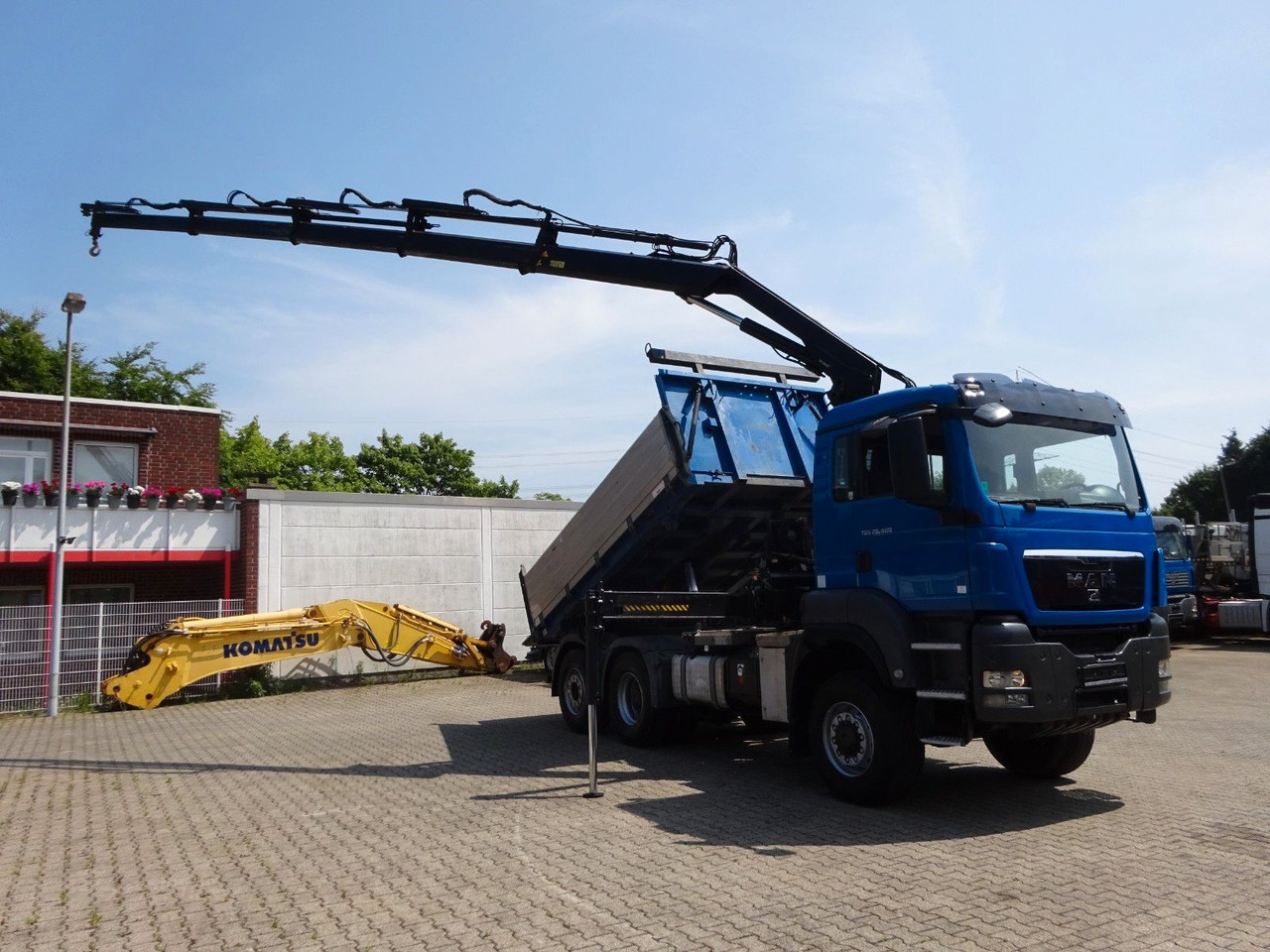 MAN 28.400 TGS 3Skipper+HIAB 166 E-4 HIPRPO 6x4-4 - Camion benne, Camion grue: photos 4 MAN 28.400 TGS 3Skipper+HIAB 166 E-4 HIPRPO 6x4-4 - Camion benne, Camion grue: photos 4