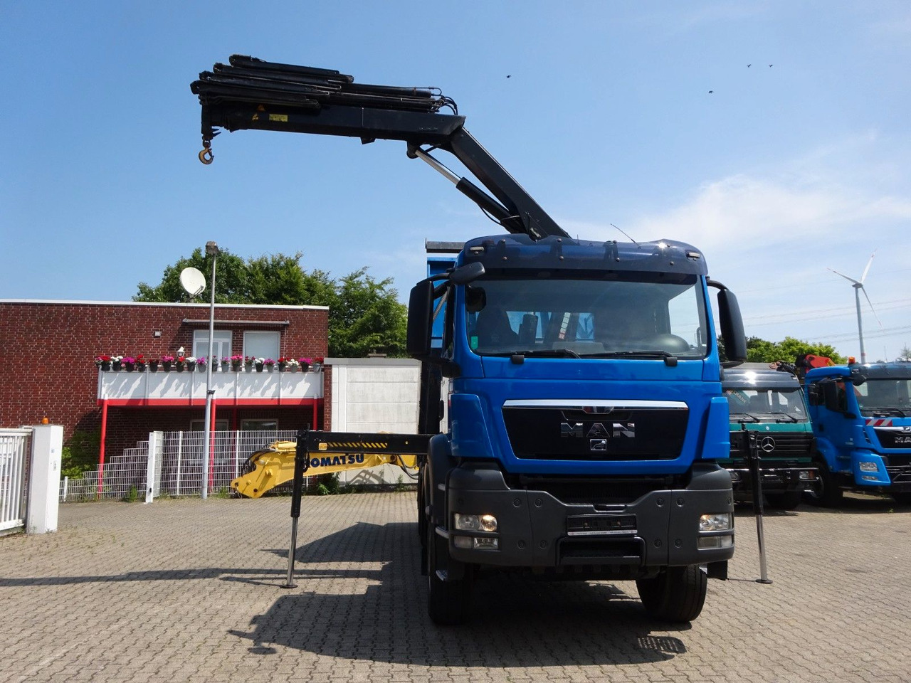 MAN 28.400 TGS 3Skipper+HIAB 166 E-4 HIPRPO 6x4-4 - Camion benne, Camion grue: photos 5 MAN 28.400 TGS 3Skipper+HIAB 166 E-4 HIPRPO 6x4-4 - Camion benne, Camion grue: photos 5