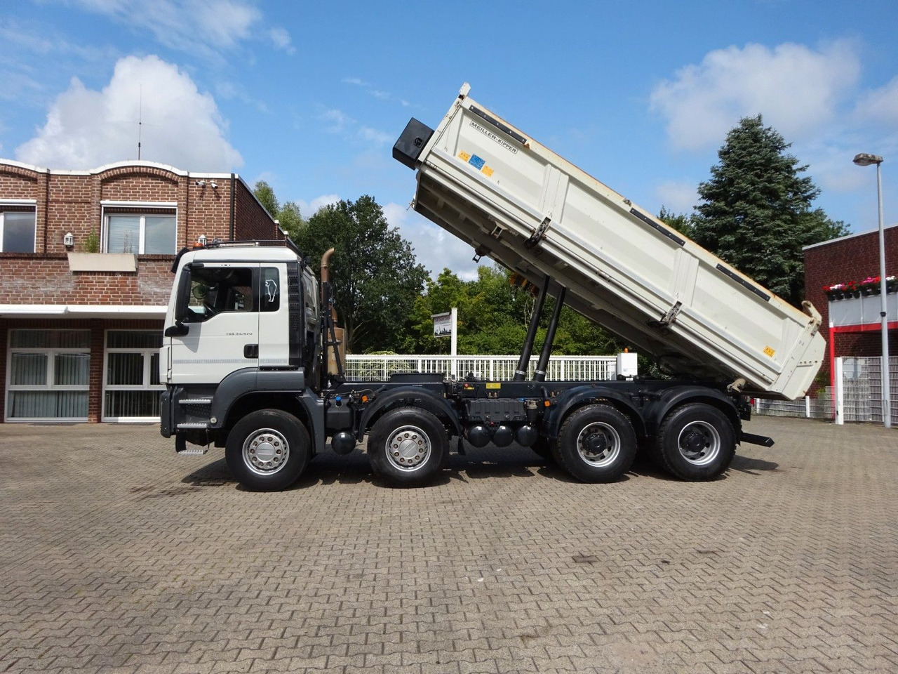 MAN 35.470 TGS MEILLER 3Skipper + Bordmatik 8x4 - Camion benne: photos 3 MAN 35.470 TGS MEILLER 3Skipper + Bordmatik 8x4 - Camion benne: photos 3