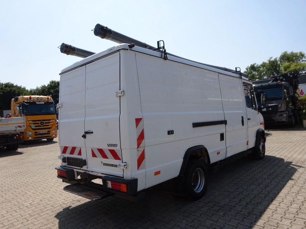 Mercedes-Benz 613D Vario Kasten 4x2 - Fourgon utilitaire: photos 5 Mercedes-Benz 613D Vario Kasten 4x2 - Fourgon utilitaire: photos 5