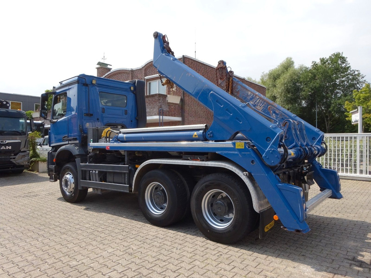 Mercedes-Benz Arocs 2645 Absetzkipper MEILLER 6x4 - Camion benne: photos 4 Mercedes-Benz Arocs 2645 Absetzkipper MEILLER 6x4 - Camion benne: photos 4