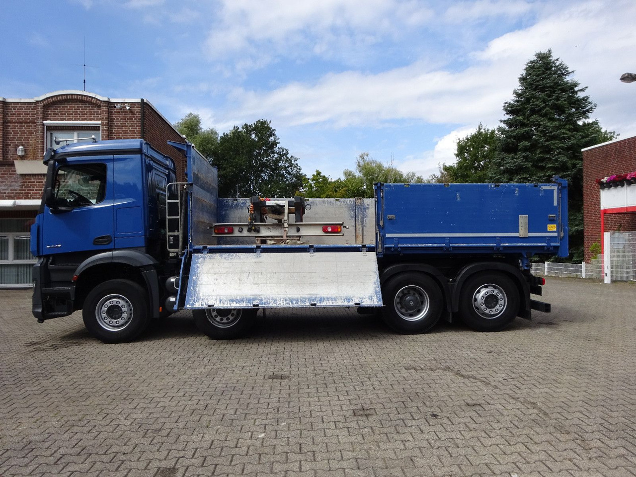 Camion benne Mercedes-Benz Arocs 3446 MEILER 3 Seitenkipper 8x2: photos 18