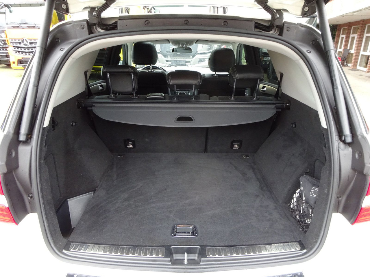 SUV Mercedes-Benz ML 350 CDI BlueTec Mercedes-Benz ML 350 CDI BlueTec.  AMG Paket: photos 11