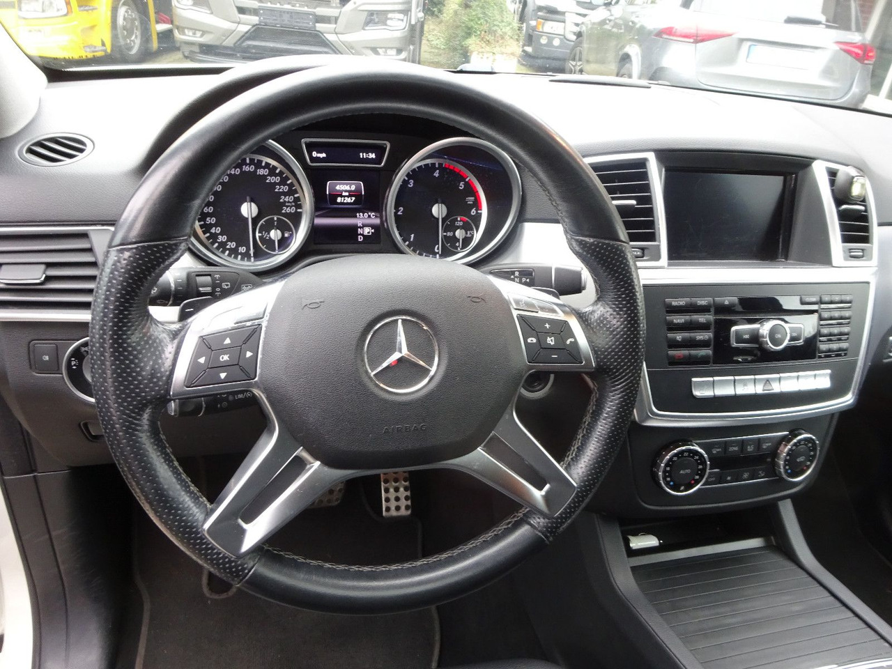 SUV Mercedes-Benz ML 350 CDI BlueTec Mercedes-Benz ML 350 CDI BlueTec.  AMG Paket: photos 7