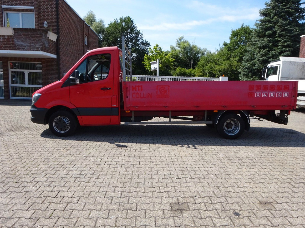 Mercedes-Benz Sprinter Pritsche 519CDI Bluetec 4x2 - Fourgon plateau: photos 3 Mercedes-Benz Sprinter Pritsche 519CDI Bluetec 4x2 - Fourgon plateau: photos 3