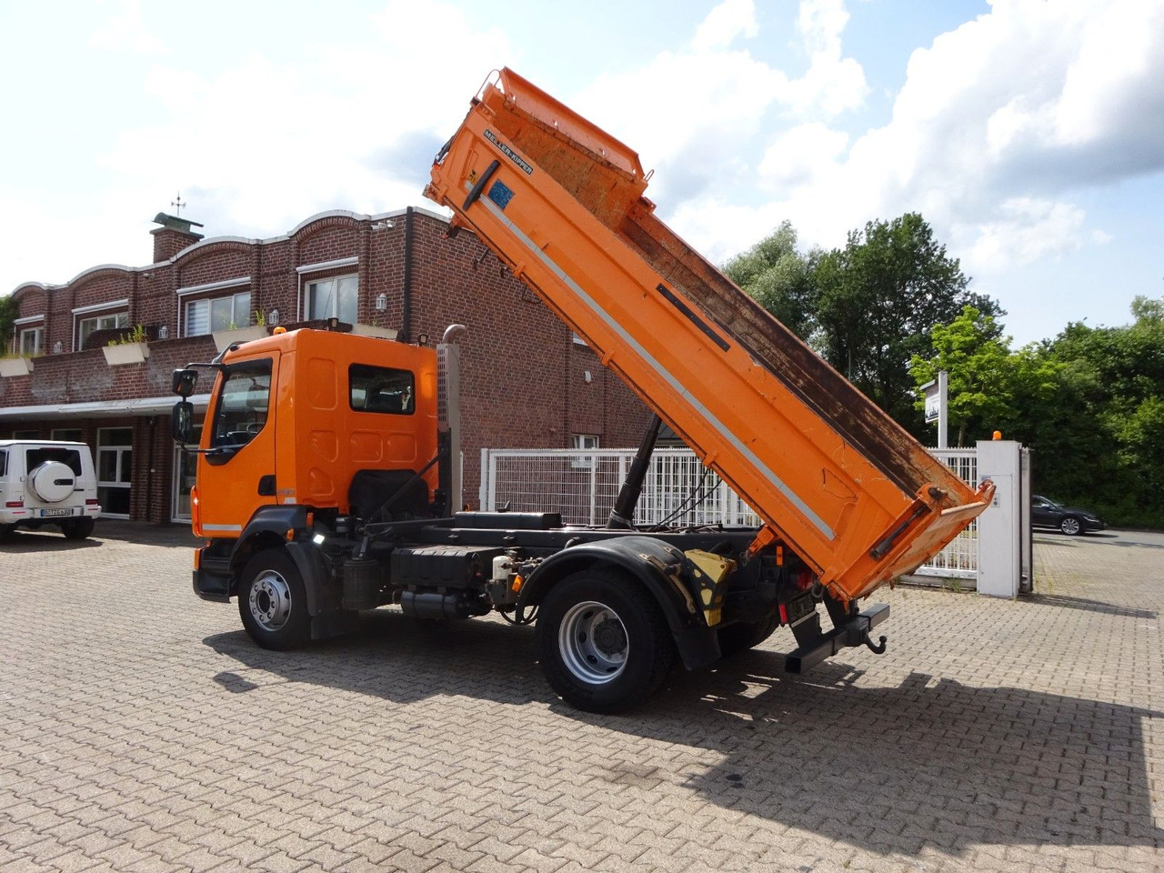 Volvo FL 280 MEILLER 3Skipper 4x2 - Camion benne: photos 2 Volvo FL 280 MEILLER 3Skipper 4x2 - Camion benne: photos 2