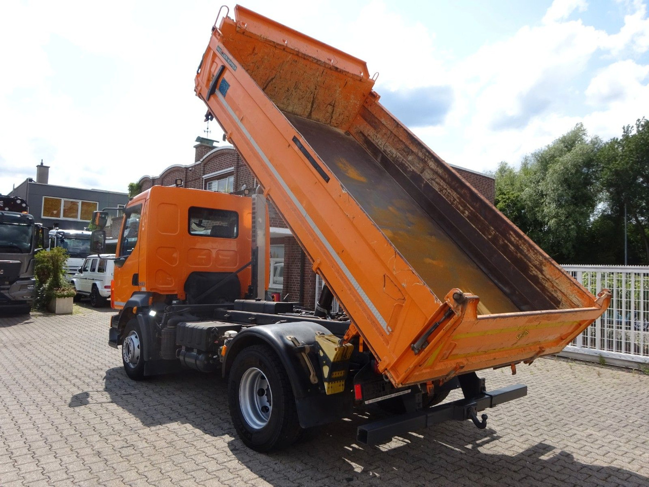 Volvo FL 280 MEILLER 3Skipper 4x2 - Camion benne: photos 3 Volvo FL 280 MEILLER 3Skipper 4x2 - Camion benne: photos 3
