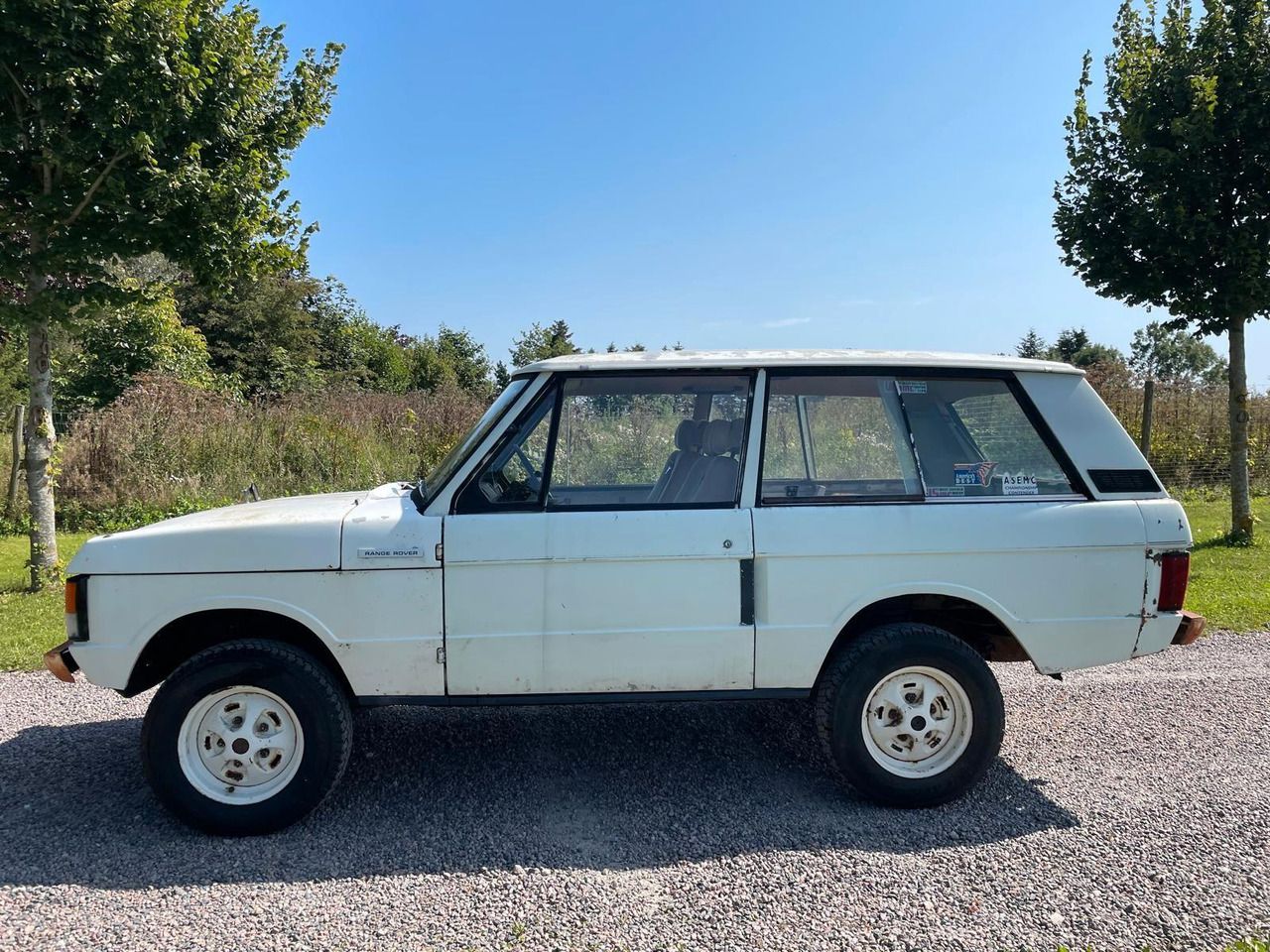 Land Rover Range Rover Classic Suffix A - SUV: photos 2 Land Rover Range Rover Classic Suffix A - SUV: photos 2
