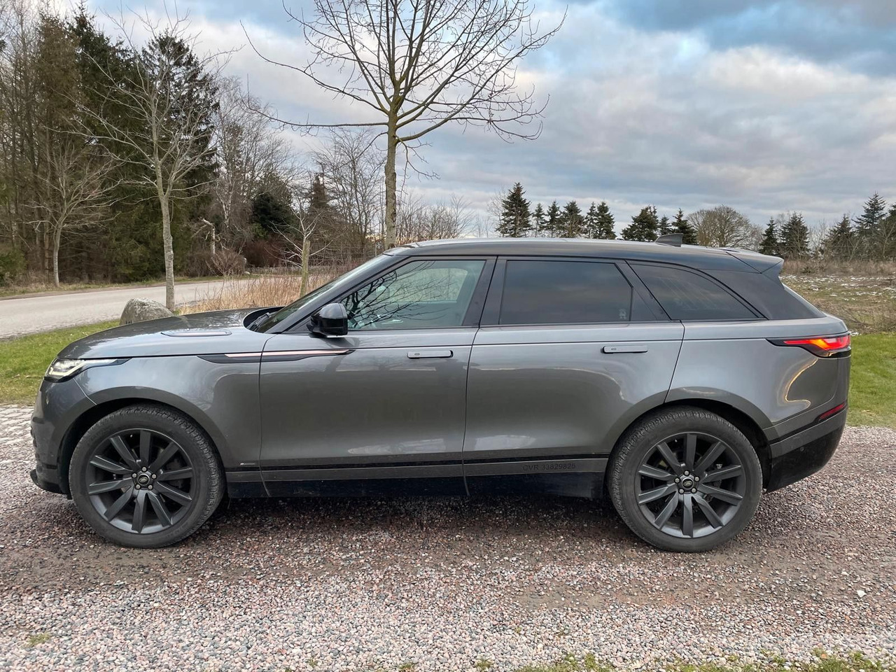 Land Rover Range Rover Velar R-Dynamic 3.0D 4WD Land Rover Range Rover Velar R-Dynamic 3.0D 4WD *RESERVED - SUV: photos 4 Land Rover Range Rover Velar R-Dynamic 3.0D 4WD Land Rover Range Rover Velar R-Dynamic 3.0D 4WD *RESERVED - SUV: photos 4