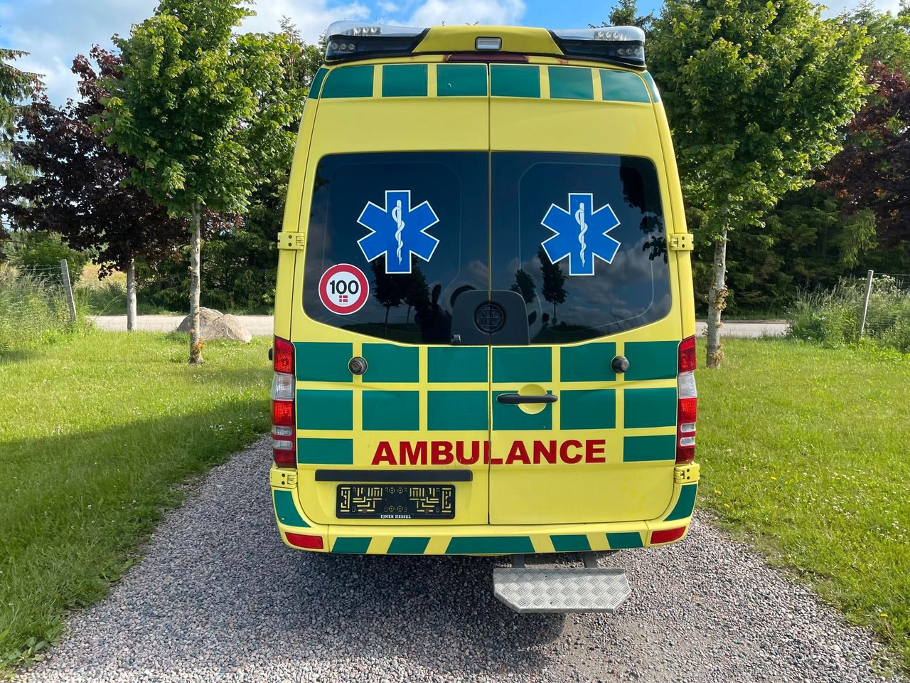Mercedes-Benz Sprinter II Kasten 316 CDI Aut - Ambulance: photos 4 Mercedes-Benz Sprinter II Kasten 316 CDI Aut - Ambulance: photos 4