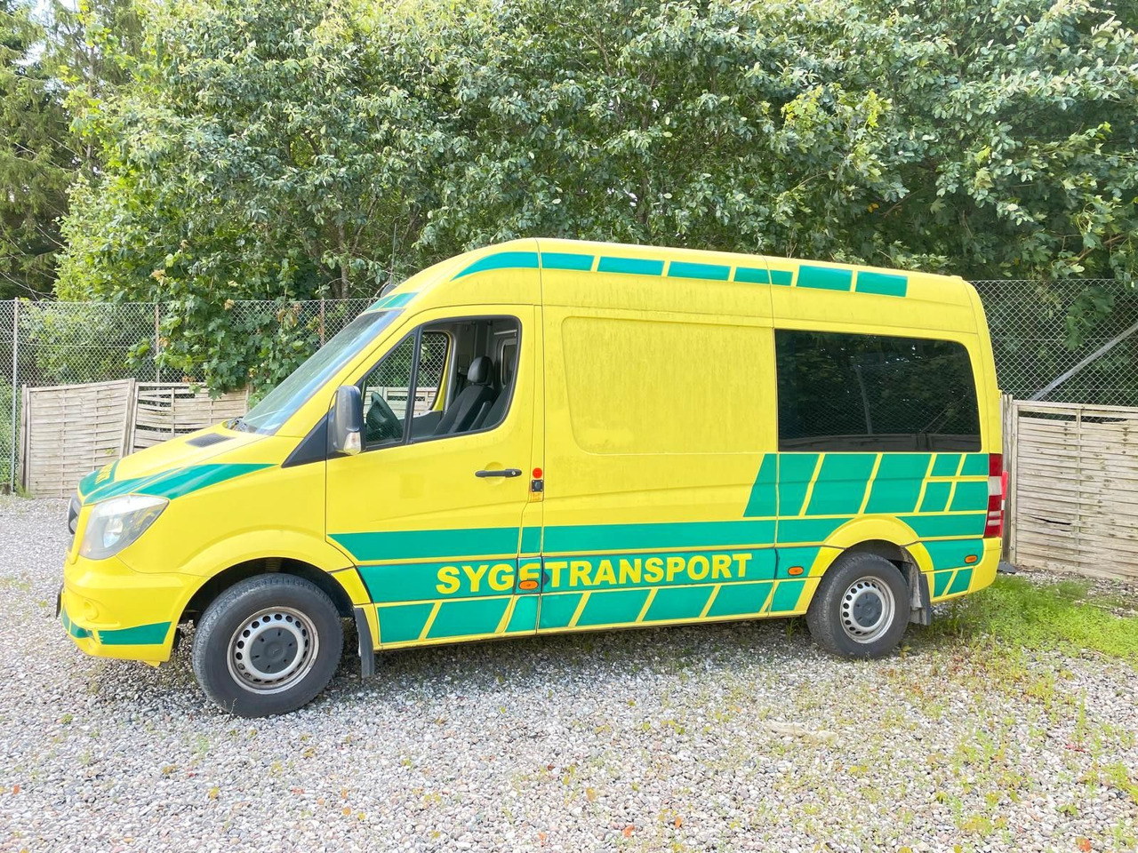 Mercedes-Benz Sprinter II Kasten 316CDI Aut *Ambulance - Ambulance: photos 2 Mercedes-Benz Sprinter II Kasten 316CDI Aut *Ambulance - Ambulance: photos 2