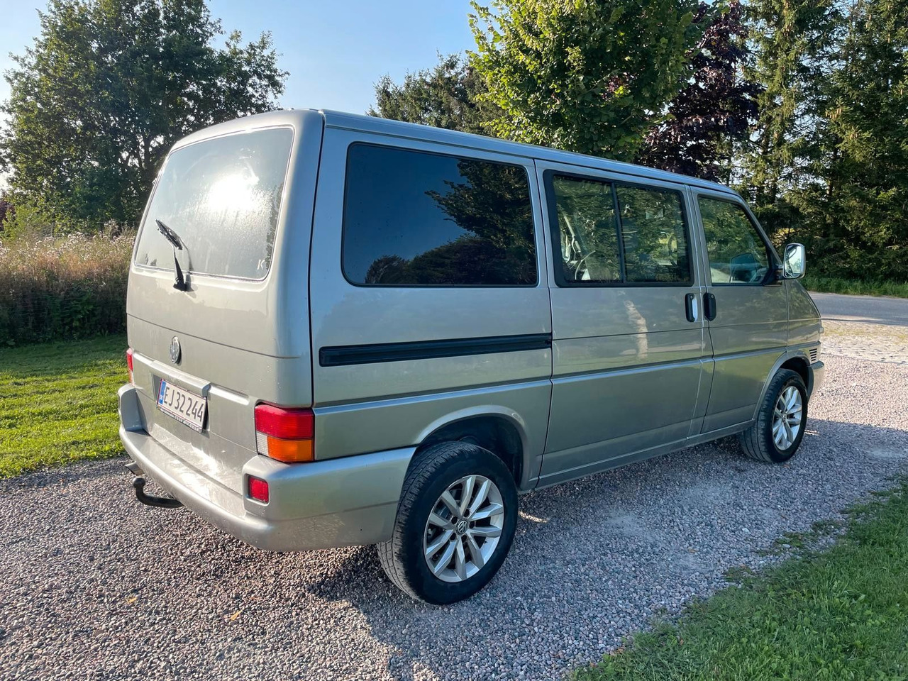 Volkswagen T4 Multivan Bus VR6 - Transport de personnes: photos 5 Volkswagen T4 Multivan Bus VR6 - Transport de personnes: photos 5