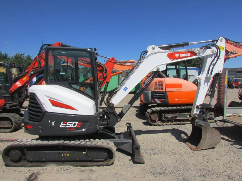 Bobcat E 50z Minibagger 42.500 EUR - Mini pelle: photos 1 Bobcat E 50z Minibagger 42.500 EUR - Mini pelle: photos 1