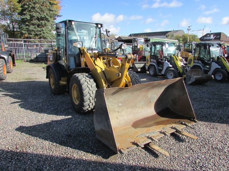 Cat 906 M Radlader 29.500 EUR - Chargeuse sur pneus: photos 2 Cat 906 M Radlader 29.500 EUR - Chargeuse sur pneus: photos 2