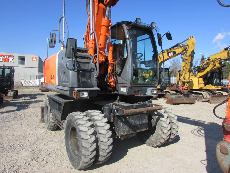 Hitachi ZX 140 W-3 Mobilbagger 45.000 EUR / Klima - Pelle sur pneus: photos 5 Hitachi ZX 140 W-3 Mobilbagger 45.000 EUR / Klima - Pelle sur pneus: photos 5