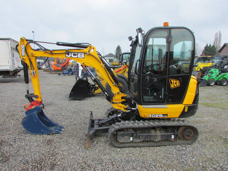 JCB 8029 CTS Minibagger 28.500 EUR 26C-1 8026 8030 - Mini pelle: photos 1 JCB 8029 CTS Minibagger 28.500 EUR 26C-1 8026 8030 - Mini pelle: photos 1