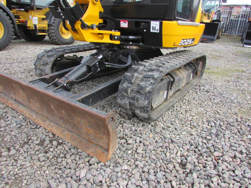 JCB 8029 CTS Minibagger 28.500 EUR 26C-1 8026 8030 - Mini pelle: photos 3 JCB 8029 CTS Minibagger 28.500 EUR 26C-1 8026 8030 - Mini pelle: photos 3