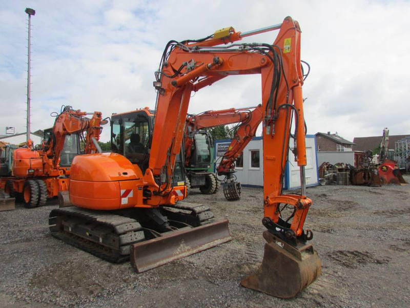 Komatsu PC 80 MR-3 Kettenbagger 31.000 EUR - Mini pelle: photos 3 Komatsu PC 80 MR-3 Kettenbagger 31.000 EUR - Mini pelle: photos 3