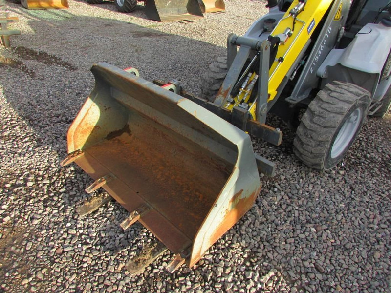 Kramer 5035 Radlader 25.500 EUR - Chargeuse sur pneus: photos 2 Kramer 5035 Radlader 25.500 EUR - Chargeuse sur pneus: photos 2