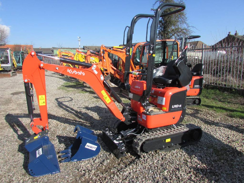 Kubota U 10-5 Side Lever Minibagger 21.500 EUR U10-5 - Mini pelle: photos 1 Kubota U 10-5 Side Lever Minibagger 21.500 EUR U10-5 - Mini pelle: photos 1