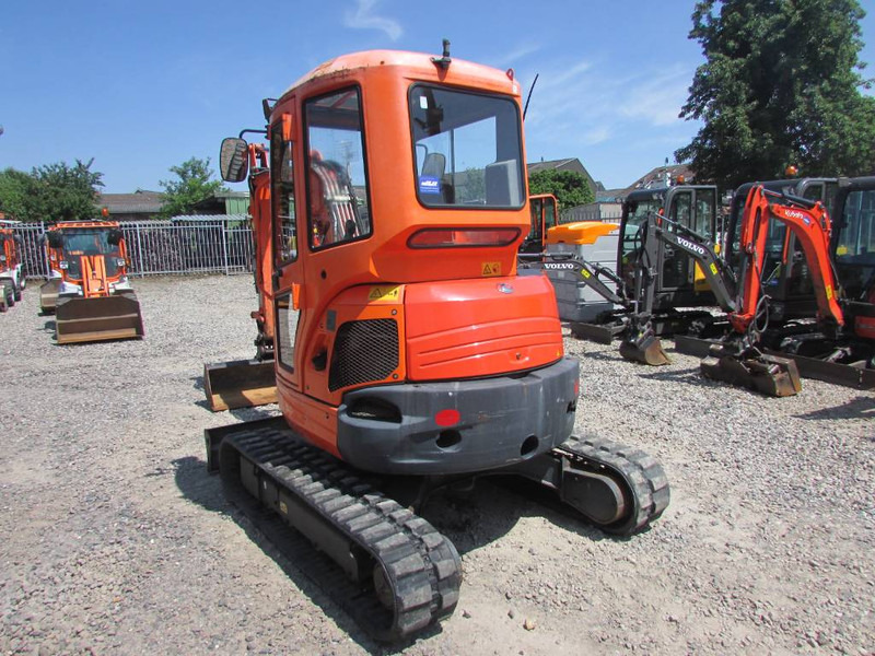 Kubota U 35-3 alpha 3 Minibagger 21.500 EUR - Mini pelle: photos 5 Kubota U 35-3 alpha 3 Minibagger 21.500 EUR - Mini pelle: photos 5