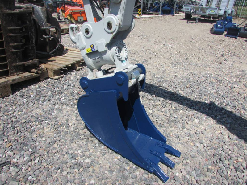 Takeuchi TB 225 Minibagger 44.000 EUR - Mini pelle: photos 3 Takeuchi TB 225 Minibagger 44.000 EUR - Mini pelle: photos 3