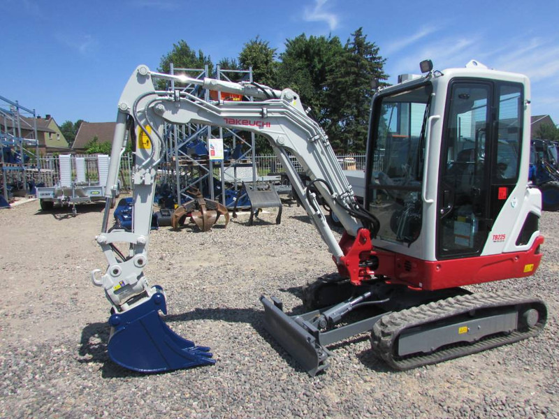 Takeuchi TB 225 Minibagger 44.000 EUR - Mini pelle: photos 2 Takeuchi TB 225 Minibagger 44.000 EUR - Mini pelle: photos 2