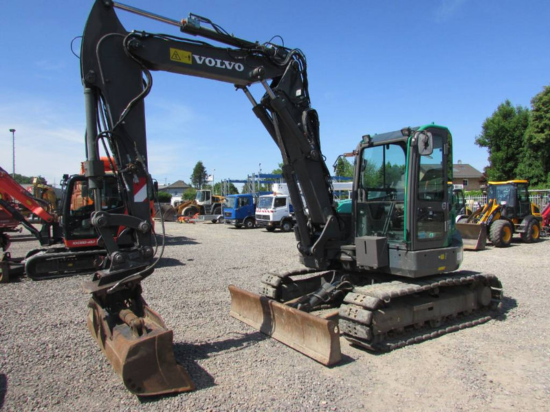 Volvo ECR 88 D Kettenbagger 35.000 EUR - Mini pelle: photos 2 Volvo ECR 88 D Kettenbagger 35.000 EUR - Mini pelle: photos 2