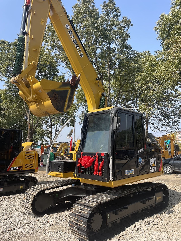 CAT 312D - Pelle sur chenille: photos 2 CAT 312D - Pelle sur chenille: photos 2