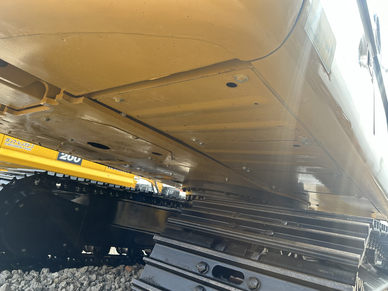 CATERPILLAR 320D2 - Pelle sur pneus: photos 4 CATERPILLAR 320D2 - Pelle sur pneus: photos 4