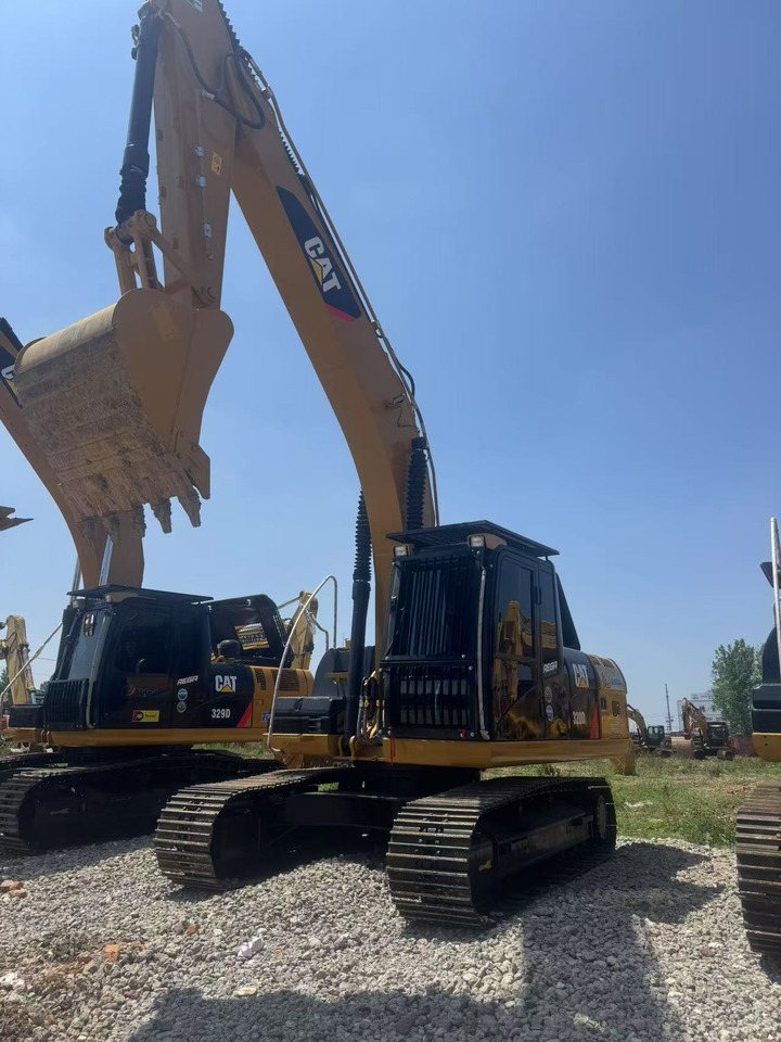 Pelle sur chenille CATERPILLAR 320D2L: photos 6