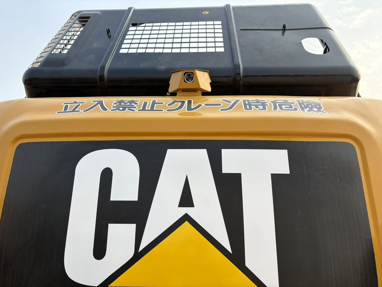 CATERPILLAR 325D2 - Pelle sur chenille: photos 4 CATERPILLAR 325D2 - Pelle sur chenille: photos 4