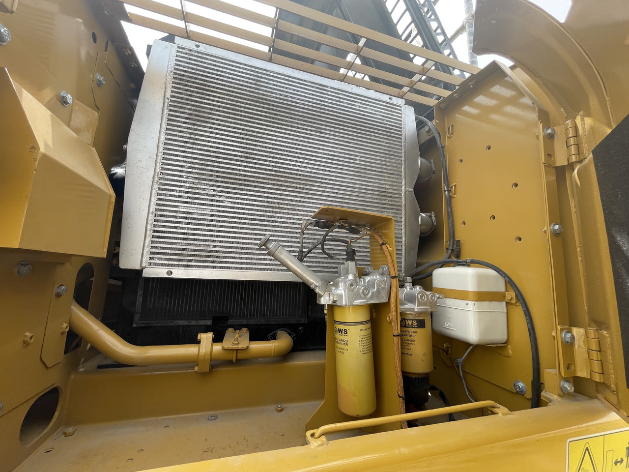 CATERPILLAR 329D2 - Pelle sur chenille: photos 4 CATERPILLAR 329D2 - Pelle sur chenille: photos 4