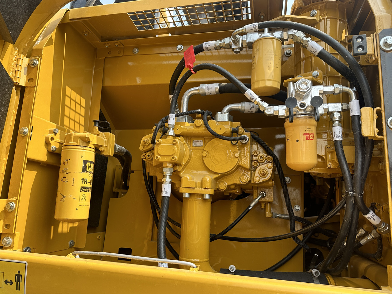 CATERPILLAR 329D2L - Pelle sur chenille: photos 5 CATERPILLAR 329D2L - Pelle sur chenille: photos 5