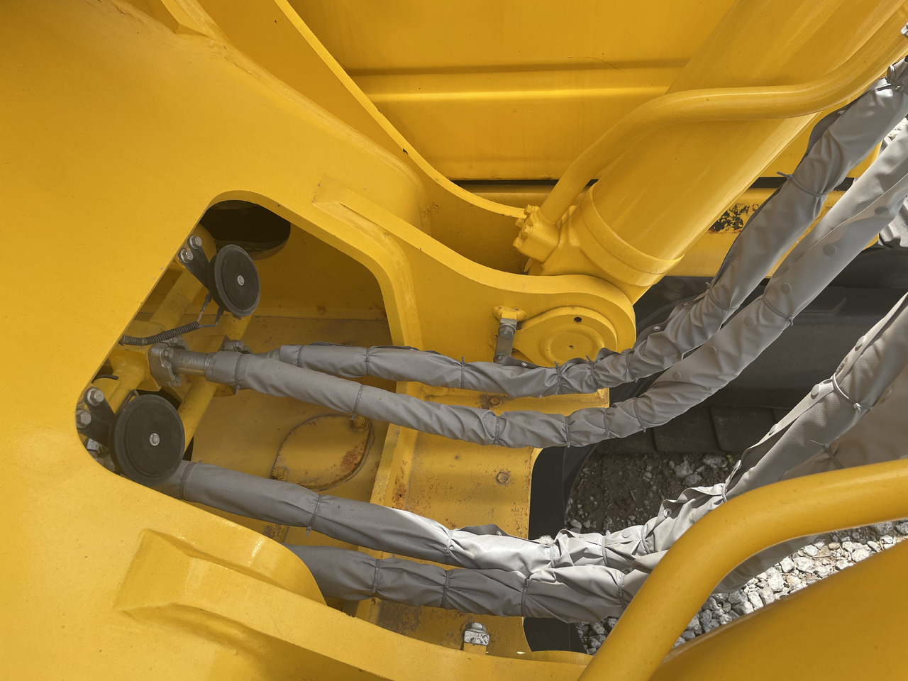 Pelle sur chenille KOMATSU PC350-8: photos 9