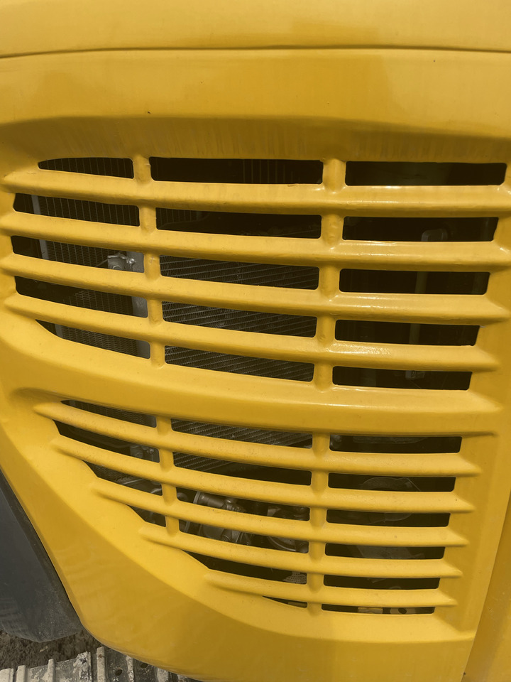 KOMATSU PC55MR - Mini pelle: photos 4 KOMATSU PC55MR - Mini pelle: photos 4