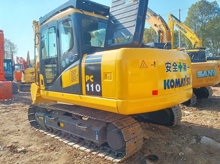Komatsu PC110 - Pelle sur chenille: photos 4 Komatsu PC110 - Pelle sur chenille: photos 4
