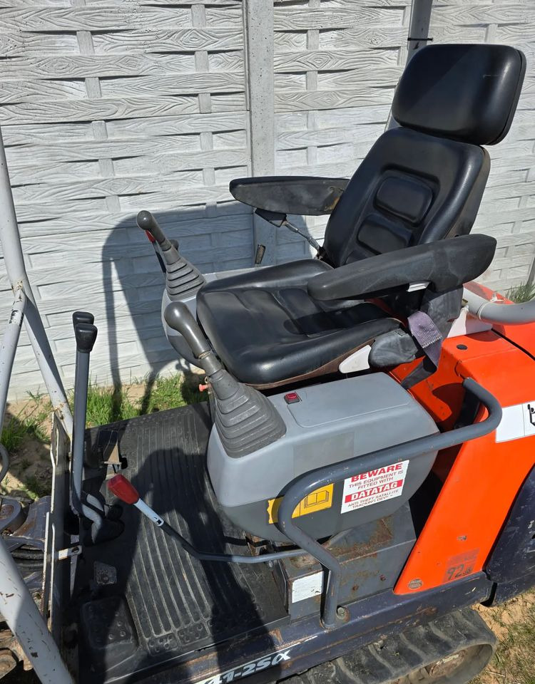 Kubota - Mini pelle: photos 3 Kubota - Mini pelle: photos 3