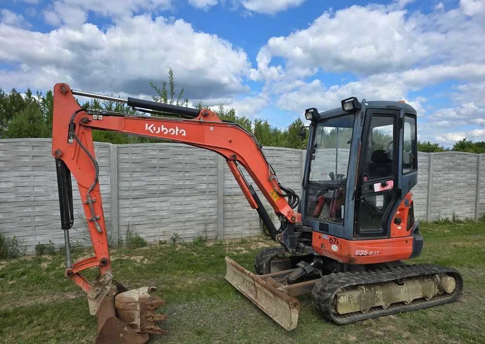 Kubota - Mini pelle: photos 1 Kubota - Mini pelle: photos 1